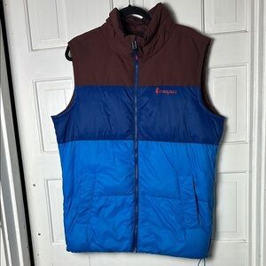 Cotopaxi Lock Solazo Down Puffer 600 FillMen's Two-Tone Blue and Brown Vest Lg